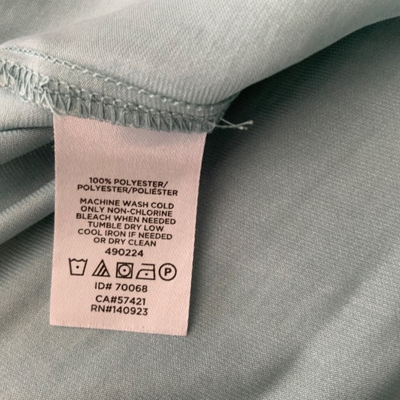 Loft medium size sea foam green blouse. - Picture 4 of 4